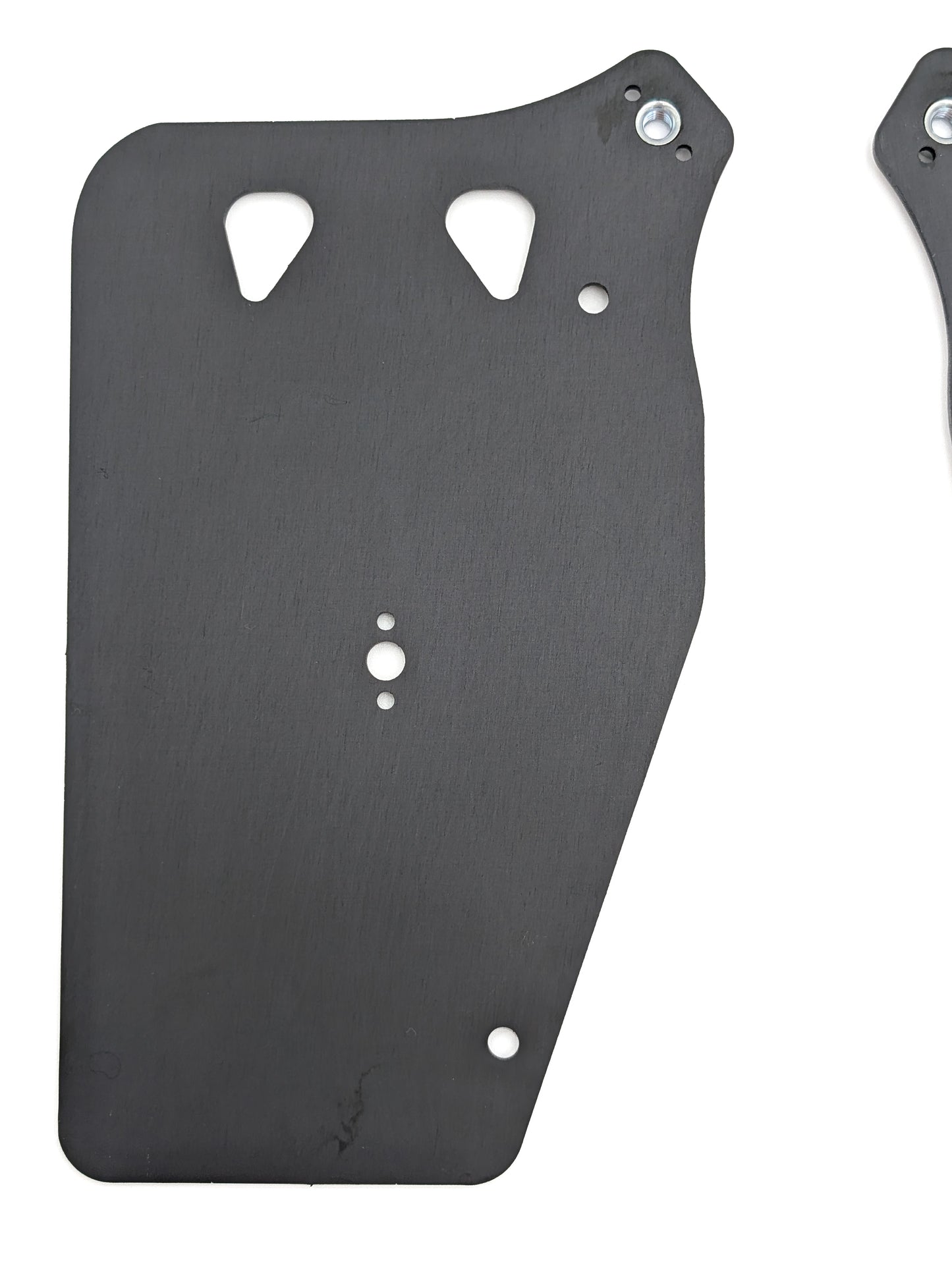 Ultra-Low-Profile Carrier Plates for Magic Arms