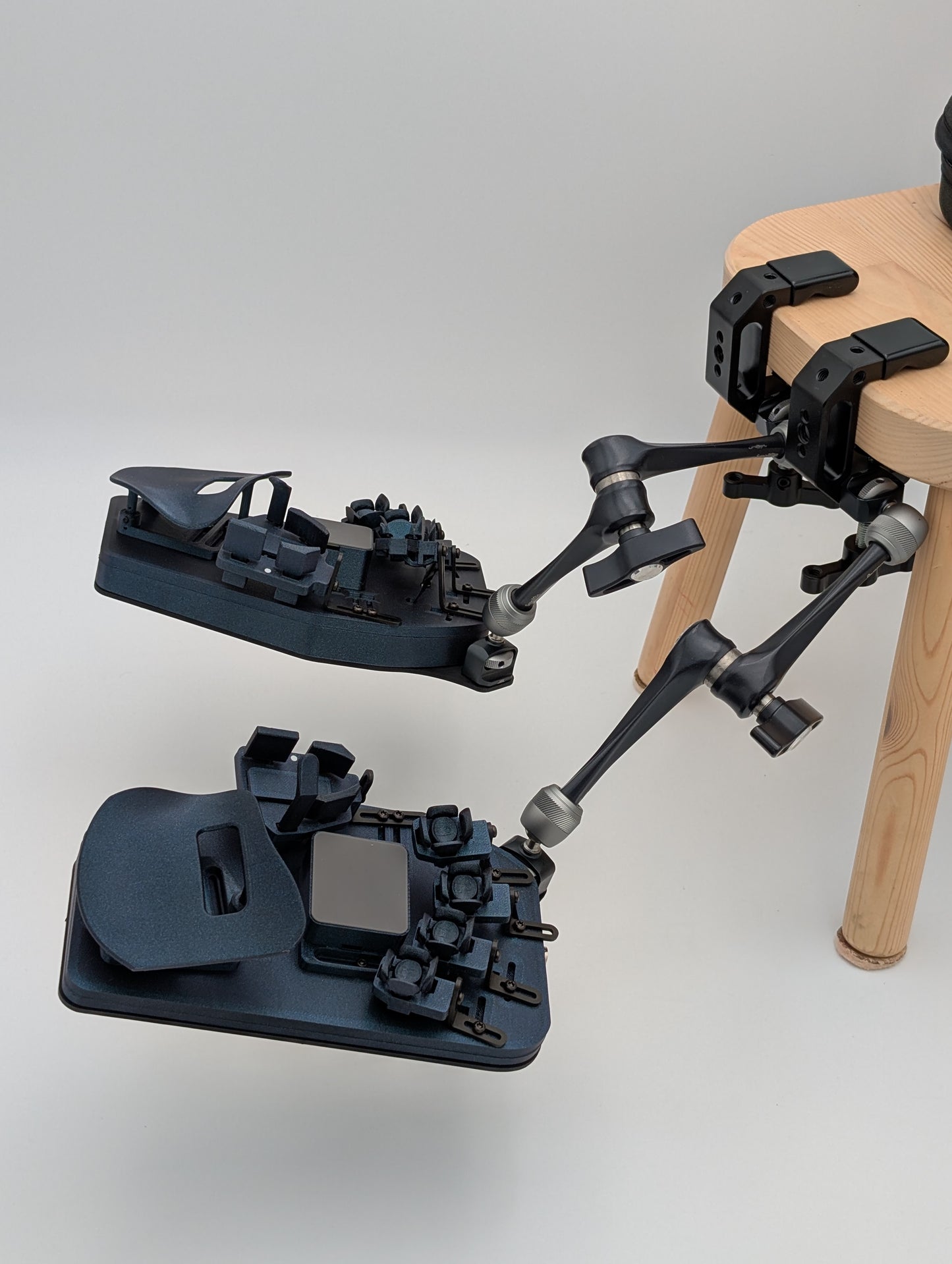 Ultra-Low-Profile Carrier Plates for Magic Arms
